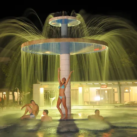 Appartementhotel Cura Hotel