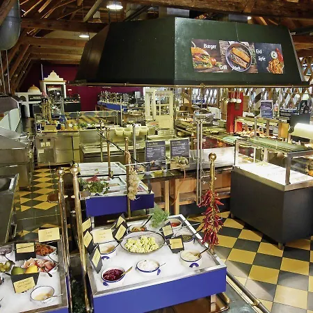 Hotel Appartementhotel Cura 2*