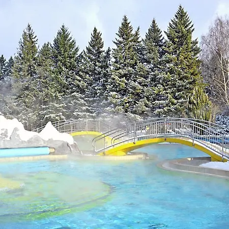 Hotel Appartementhotel Cura 2*