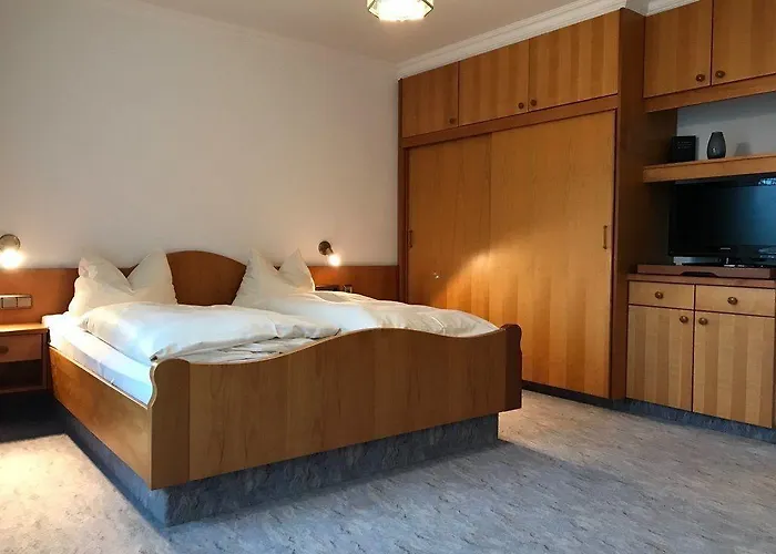 Appartementhotel Cura Hotel 2*