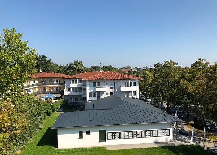 Appartementhotel Cura Hotel 2*