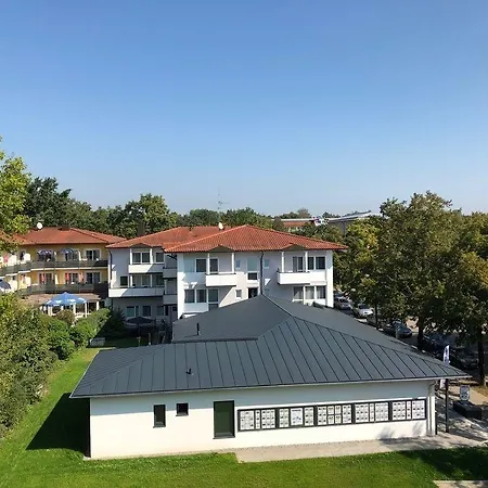 Appartementhotel Cura Hotel 2*