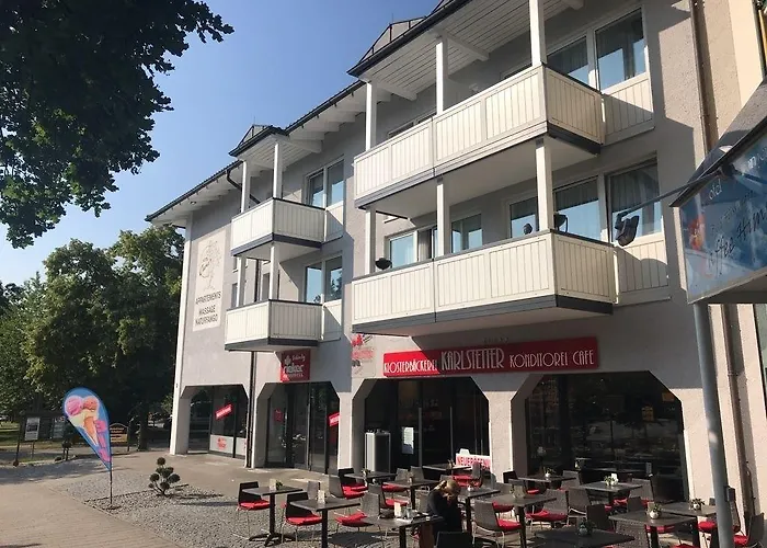 Appartementhotel Cura 2*